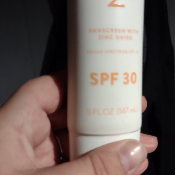 NATIVE SPF SUNSCREEN LOTION - Picture 5 of 6